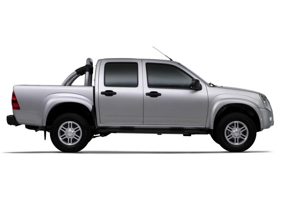  Isuzu KB Double Cab 2010 года  (фото 2 из 6)